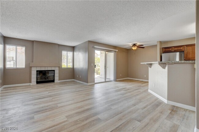 Building Photo - 760 Hunters Creek Ln