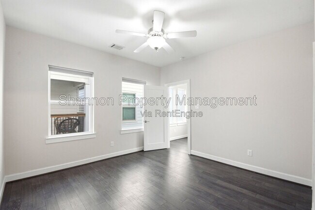Building Photo - 849 Fisher St