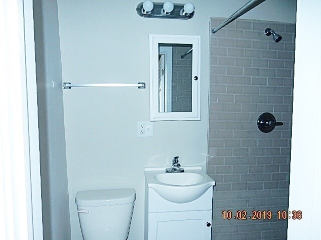 Building Photo - 709 W Main St