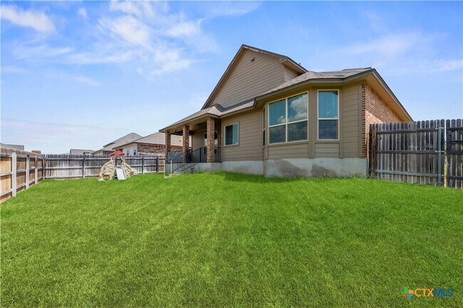 Building Photo - 2610 Bargello St