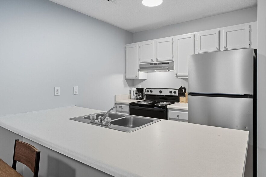 Building Photo - 254 Kings Creek Dr