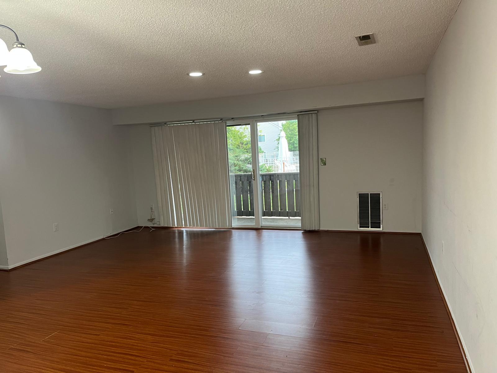 Living Rm - 2403 Aspen Dr