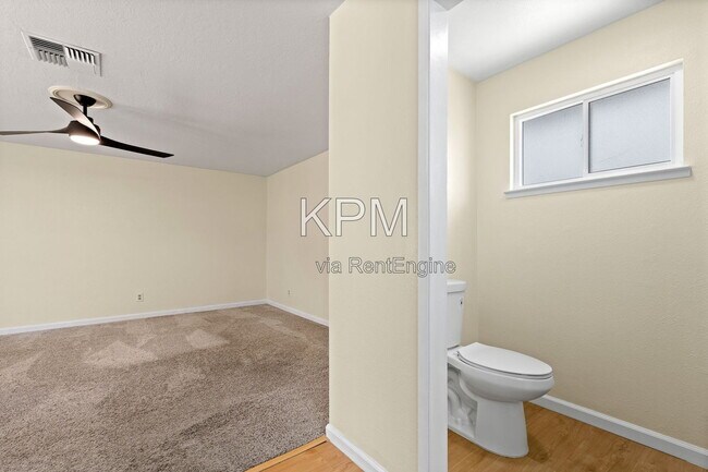 Building Photo - 2155 Portola Ave