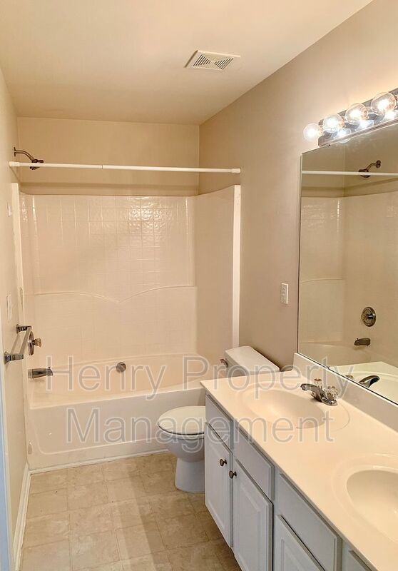 Building Photo - 417 Ruby Walk Dr