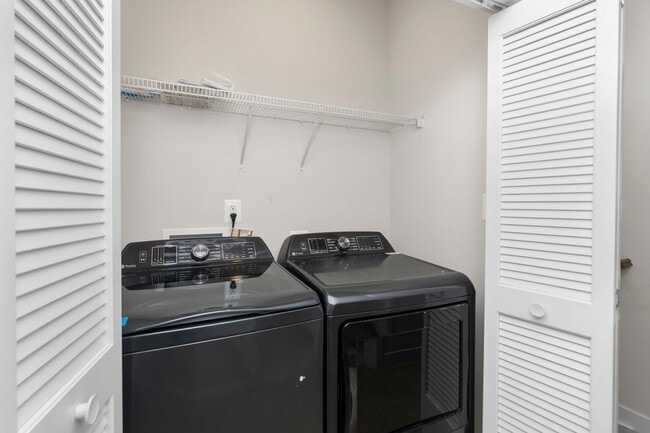 Building Photo - 4022 Purple Flora Bnd