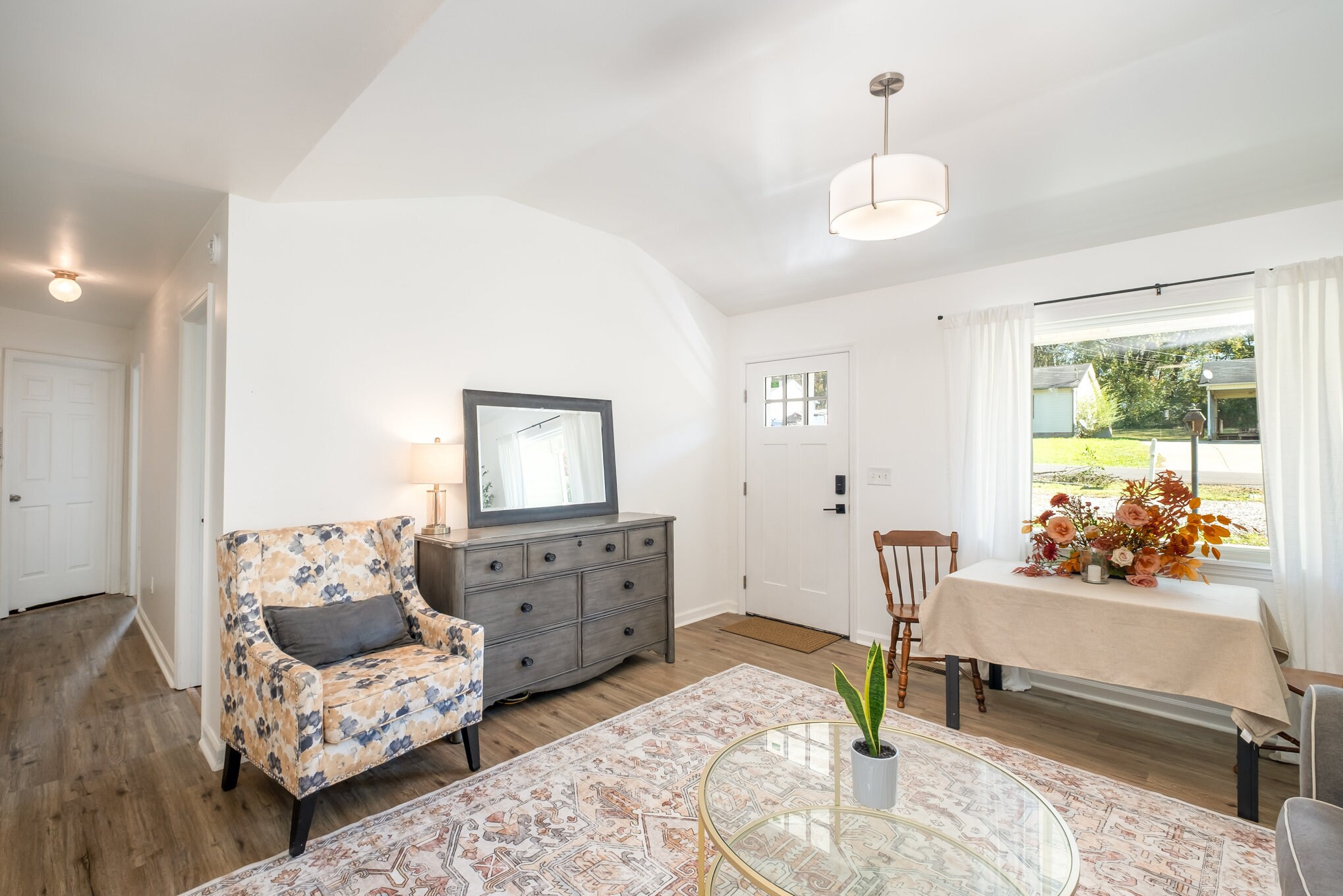 Building Photo - 209 Nowlin Dr