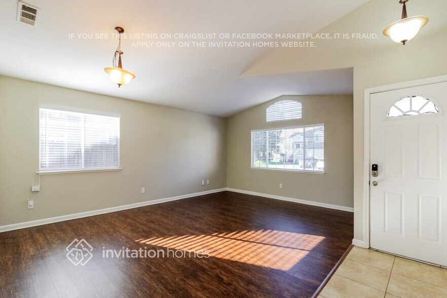 Building Photo - 1985 Rapid Falls Dr