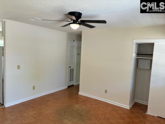 Building Photo - 165 Vanarsdale Dr