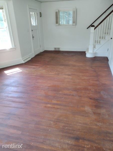 Building Photo - 4 br, 2 bath House - 3030 West Michigan Av...