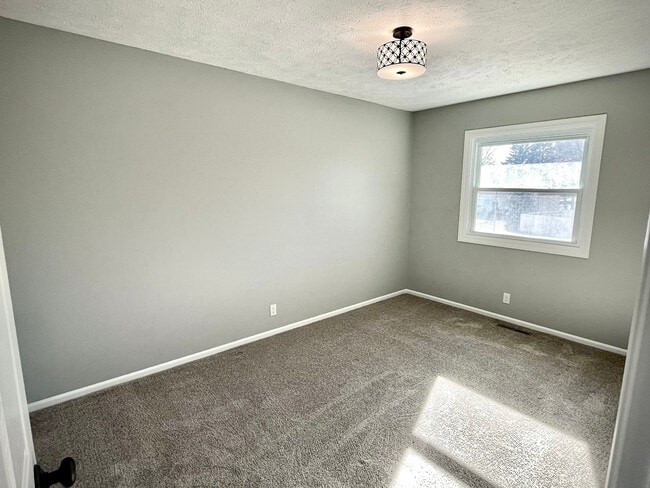 Building Photo - 7507 S 147th St