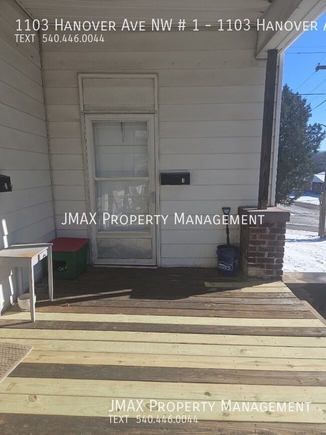 Primary Photo - This property has a no security deposit op...