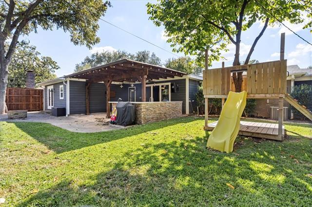 Building Photo - 3622 Suffolk Dr