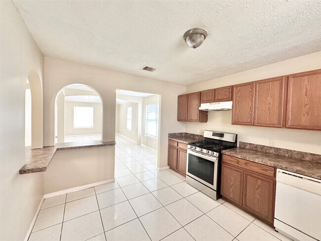 Building Photo - 19803 Cannon Fire Dr