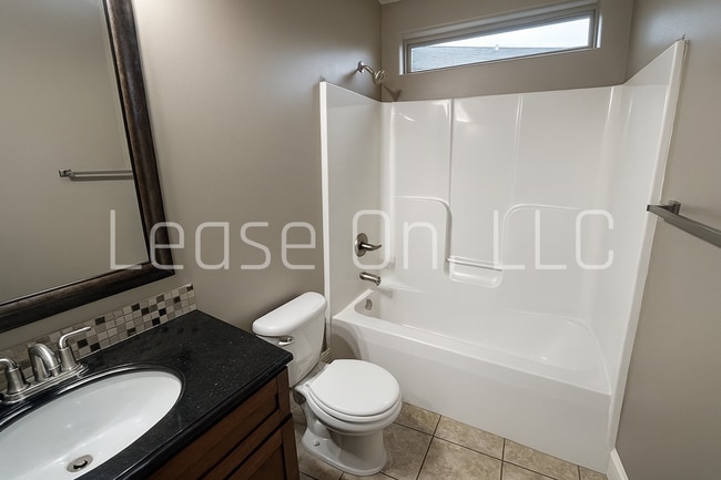 Building Photo - 7453/57 Summerside