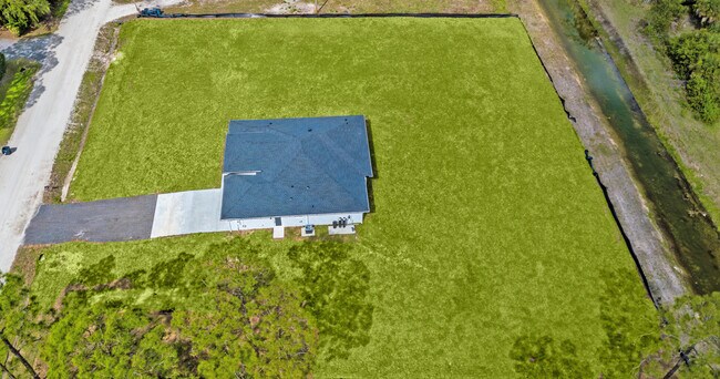 Building Photo - 13177 47th Ct N