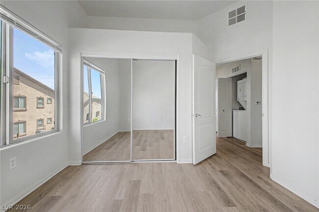 Building Photo - 8805 Jeffreys St