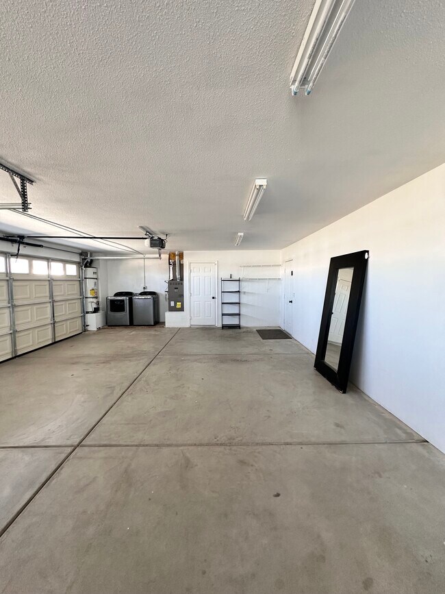 Building Photo - 57019 Selecta Ave