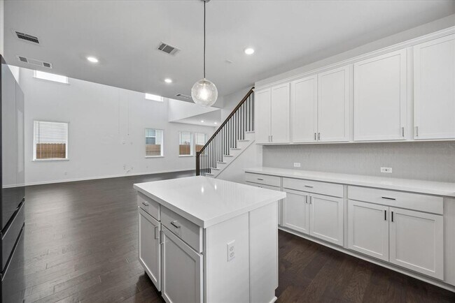 Building Photo - 6407 Rounded Pebble Ln