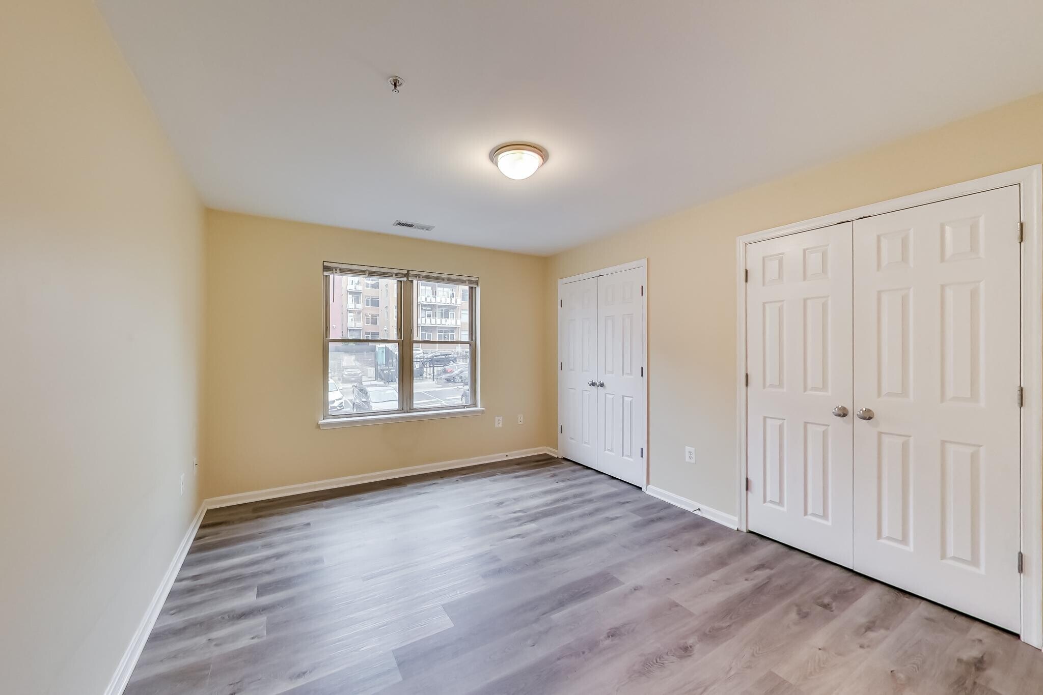Building Photo - 1343 Clifton St NW