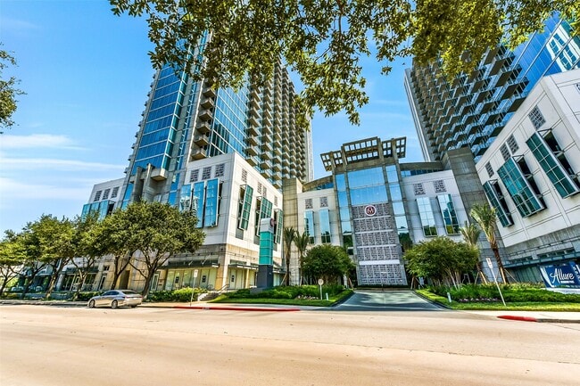 Building Photo - 5925 Almeda Rd