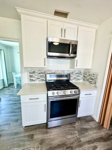 Building Photo - 915 Indiana Ave