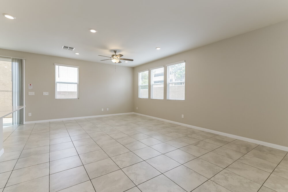 Building Photo - 2938 Saltillo Ln