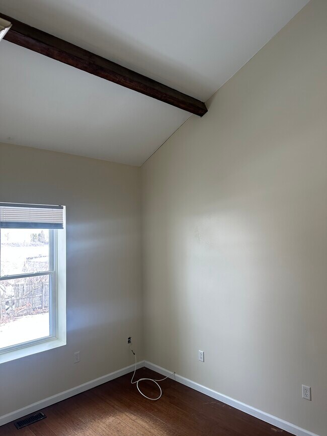 Building Photo - 44 Broadway