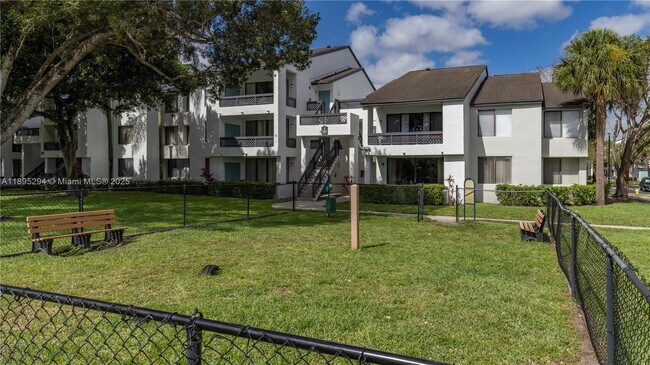 Building Photo - 4303 W Atlantic Blvd