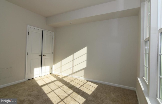 Building Photo - 3544 Briarwood Dr