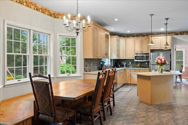 Building Photo - Private Pool, Fireplace & Endless Charm — Cross River, NY