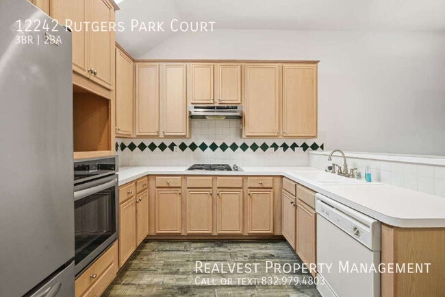 Building Photo - 12242 Rutgers Park Ct