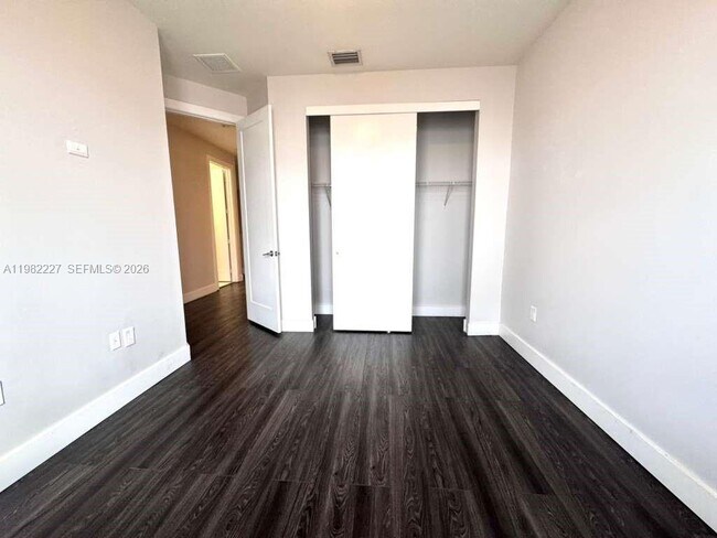 Building Photo - 6458 NW 103rd Psge