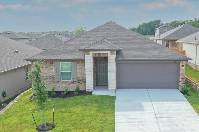 Primary Photo - 6104 Brampton Ln
