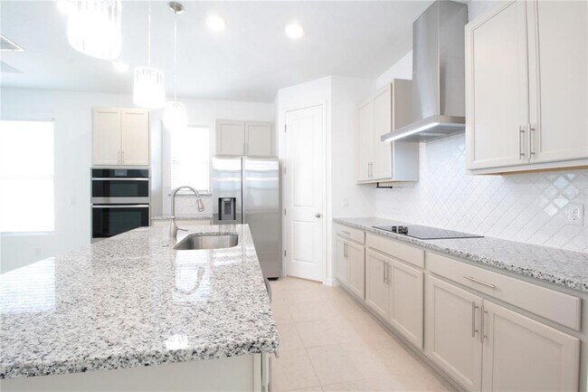 Building Photo - 3126 Voyager Ave