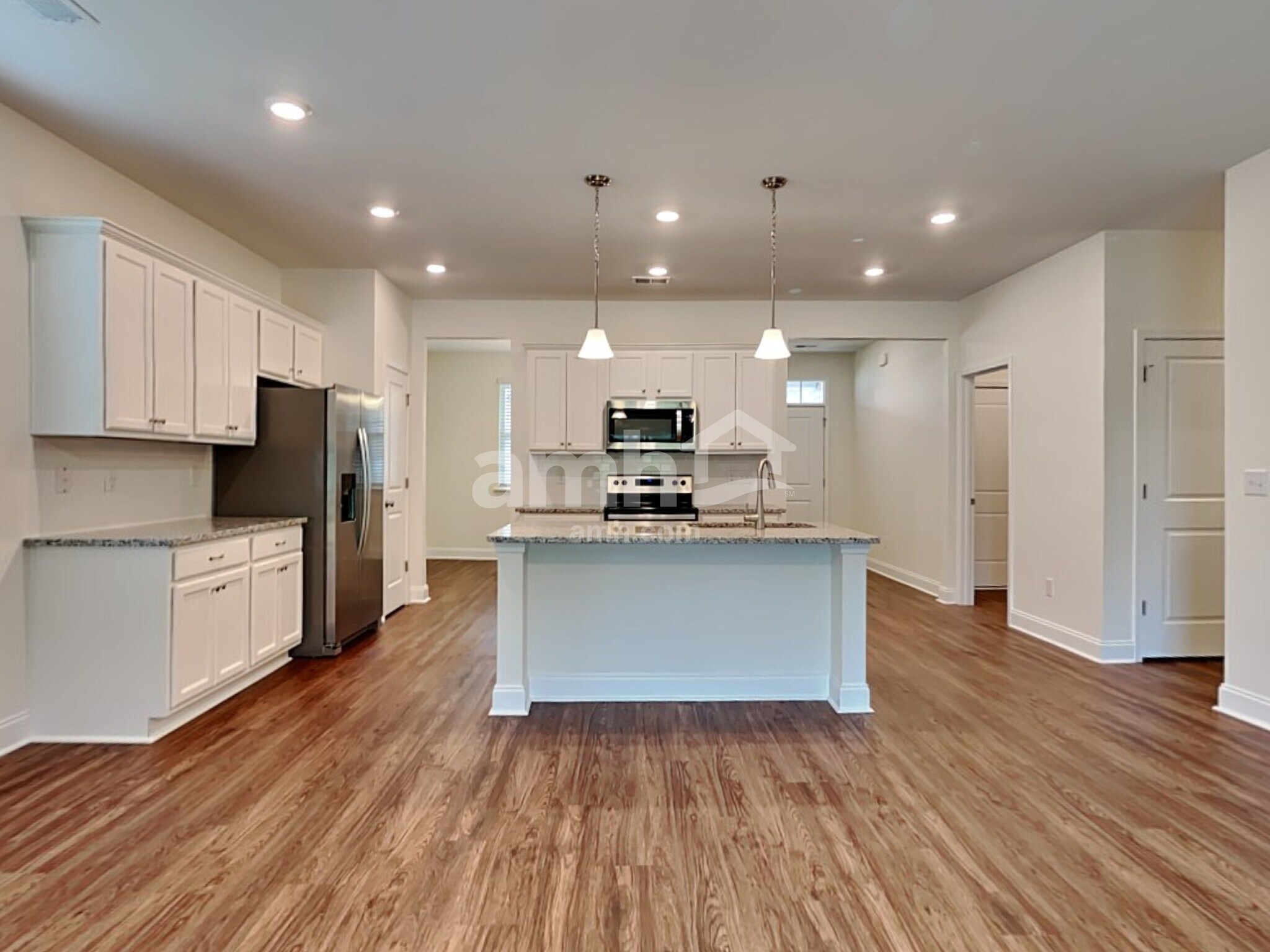 Building Photo - 322 Azore Way