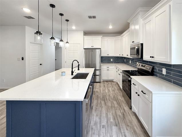 Building Photo - 805 Exeter St