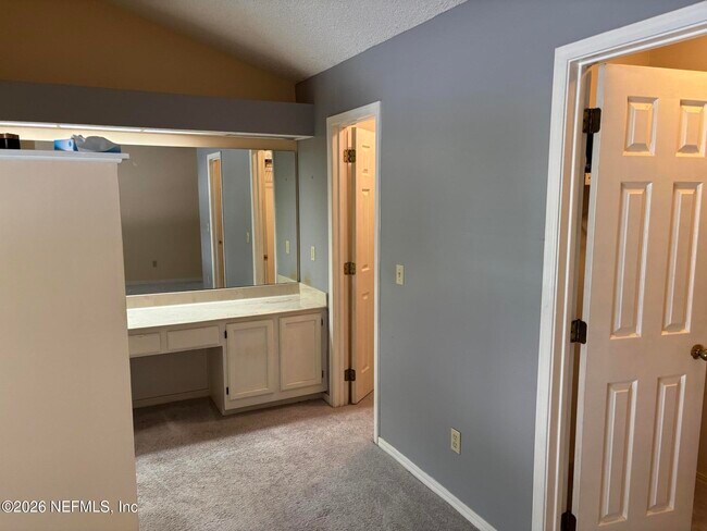 Building Photo - 7750 Manassas Ct E