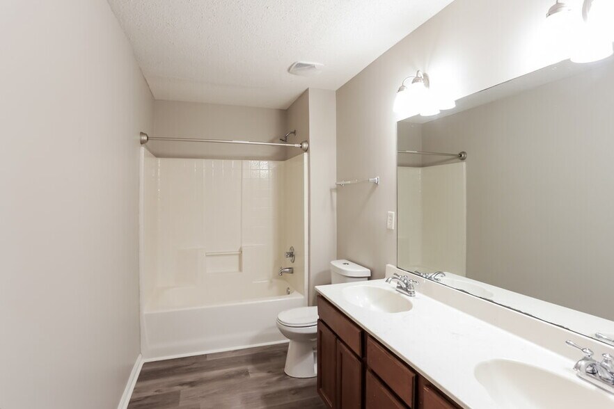 Building Photo - 7562 Kilday Cove