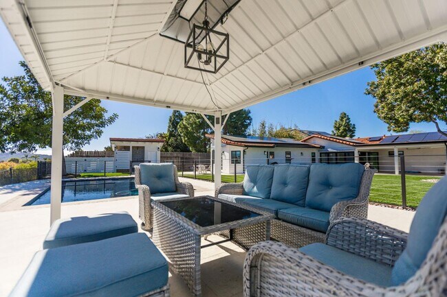 Building Photo - 7776 Madrilena Way