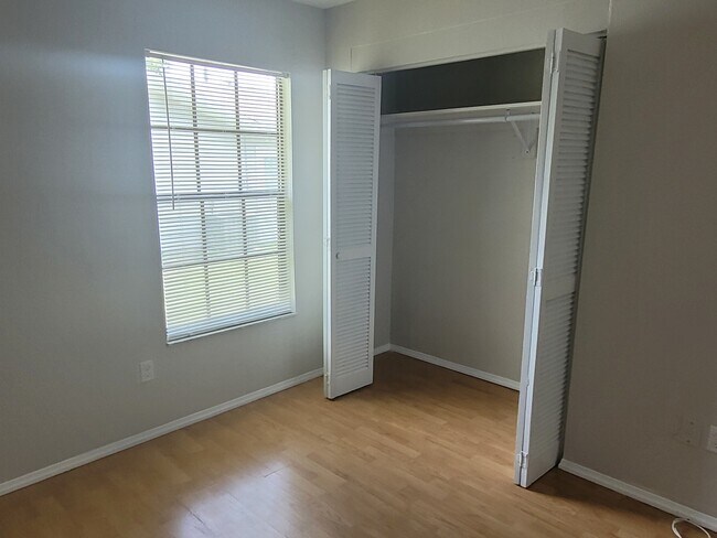 Building Photo - 1104 Beatrice St