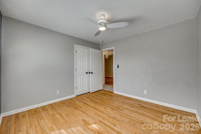 Building Photo - 1615 Tillman St