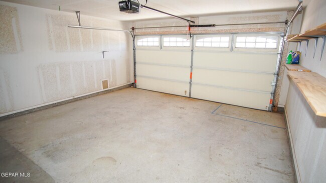 Building Photo - 5013 Joe Castillo St