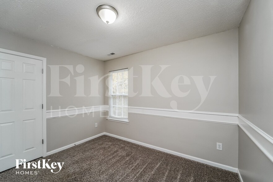 Building Photo - 15246 Eric Kyle Dr