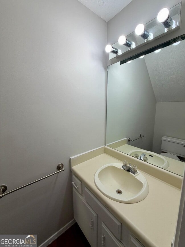 Building Photo - 2939 Aspen Woods Entry