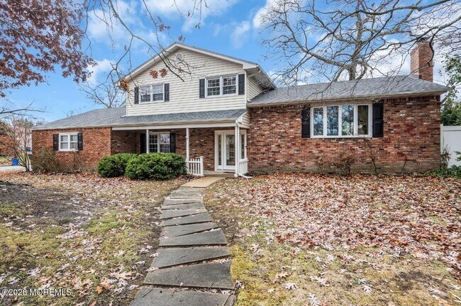 Building Photo - 869 Knight St