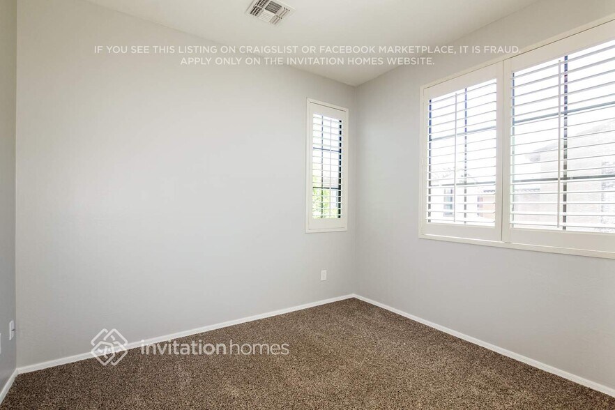 Building Photo - 2388 W Dusty Wren Dr