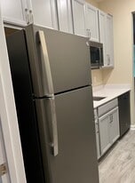 Building Photo - 602 Holly Hill Rd