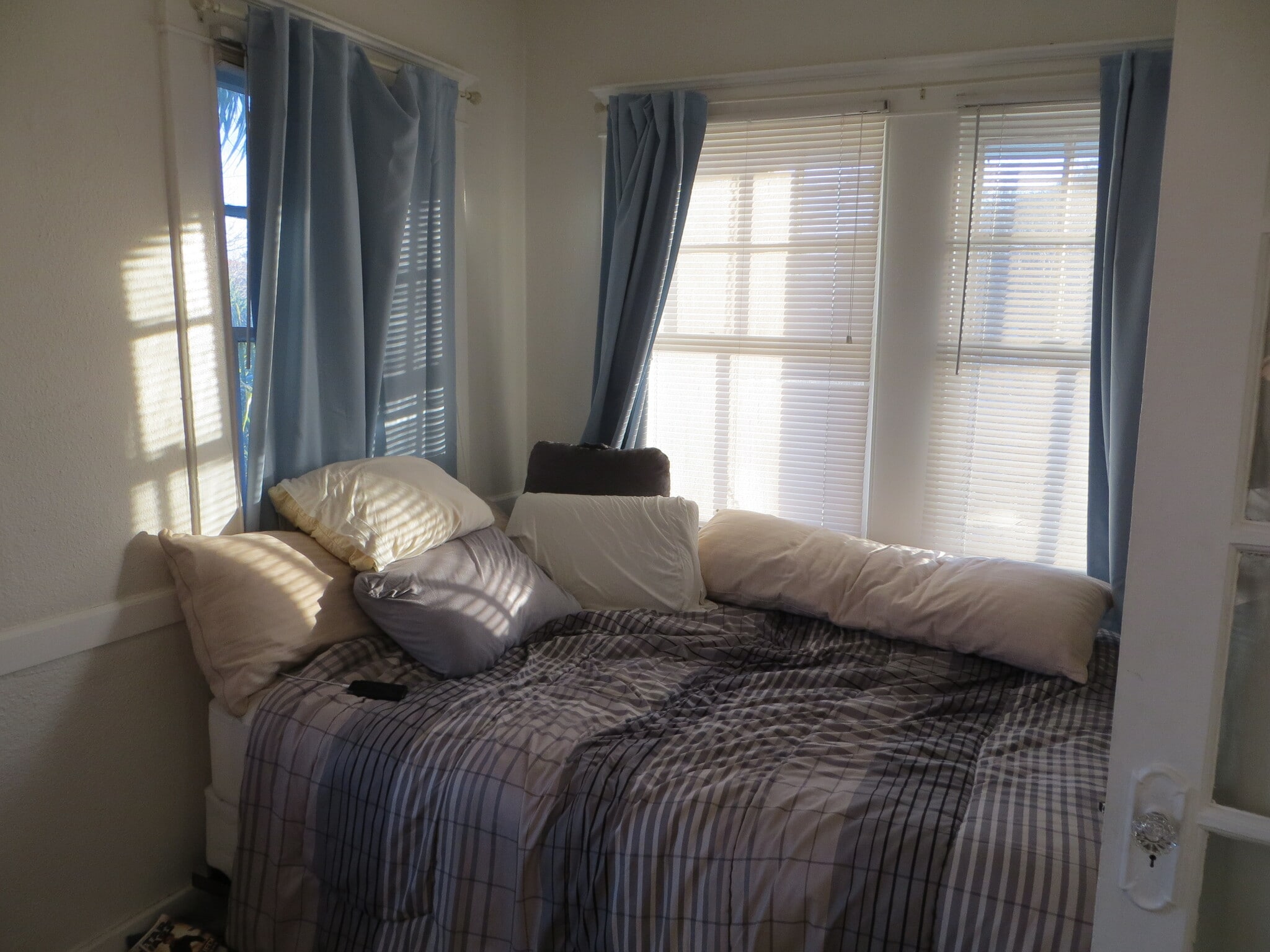 Building Photo - 5419 Story St