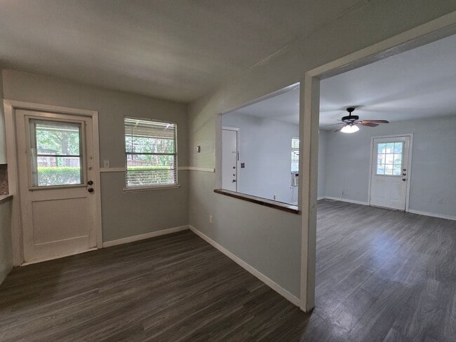 Building Photo - 4708 Red River St