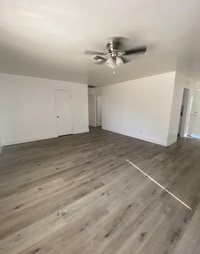 Building Photo - 218 N 13th St